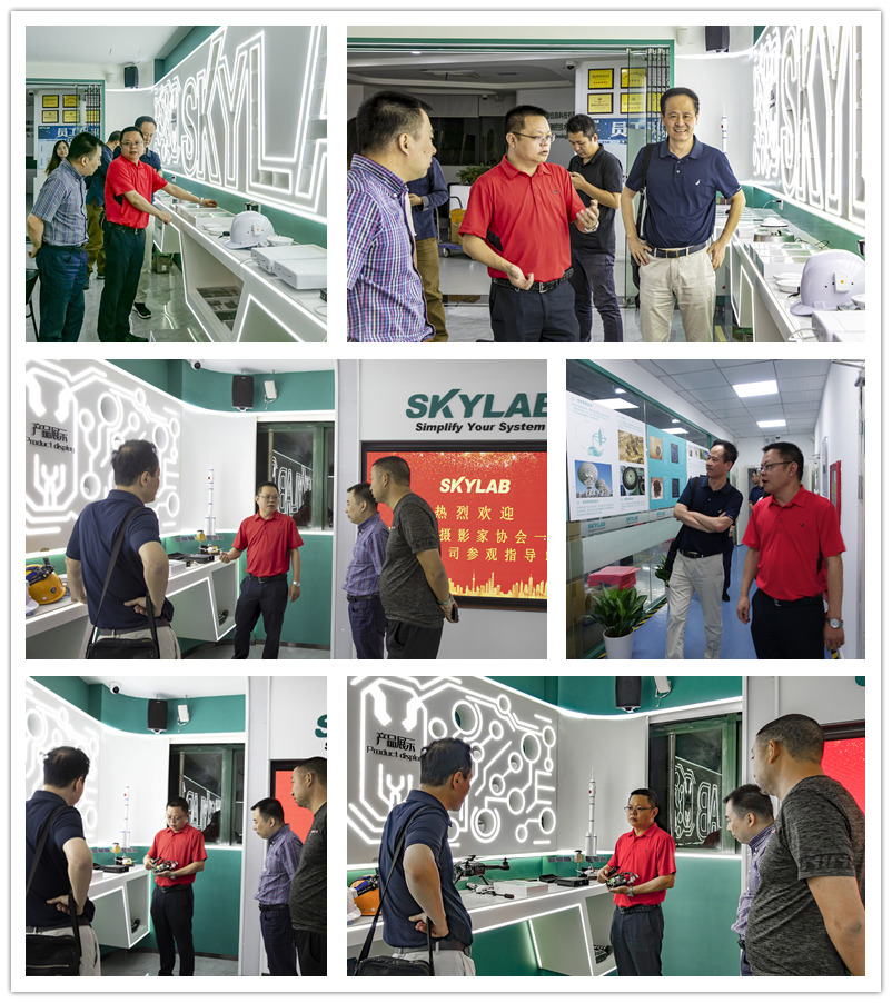 2022年10月11日下午，由龙岗区文联主席林楠先生带队、龙岗区摄影家协会代表一行来到深圳市天工测控技术有限公司（SKYLAB）走访座谈，总经理杨永辉先生热情接待了龙岗区摄影家协会代表们。.jpg